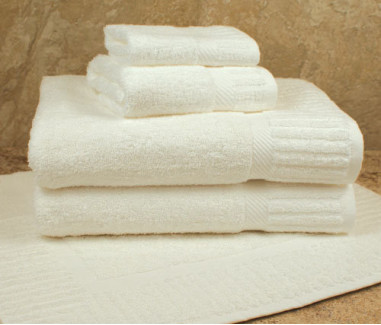 16" x 27" 3.5 lb. White Suite Keys® Hotel Hand Towel